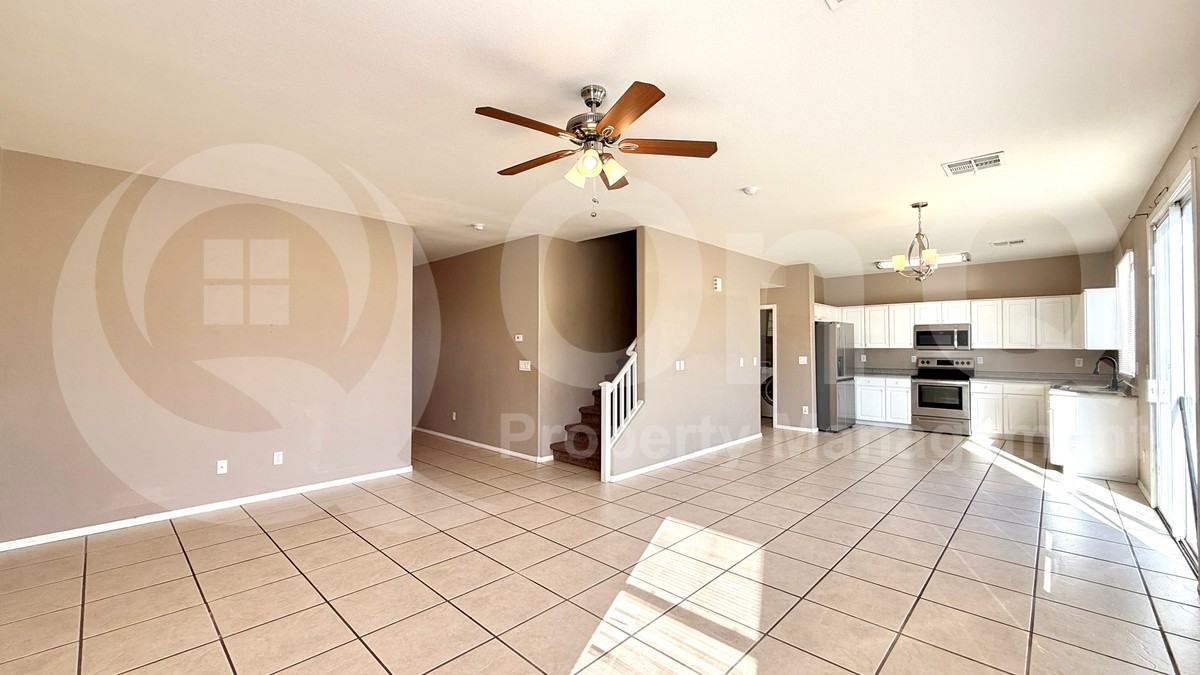 1945 N 103rd Dr - Photo 7 of 26