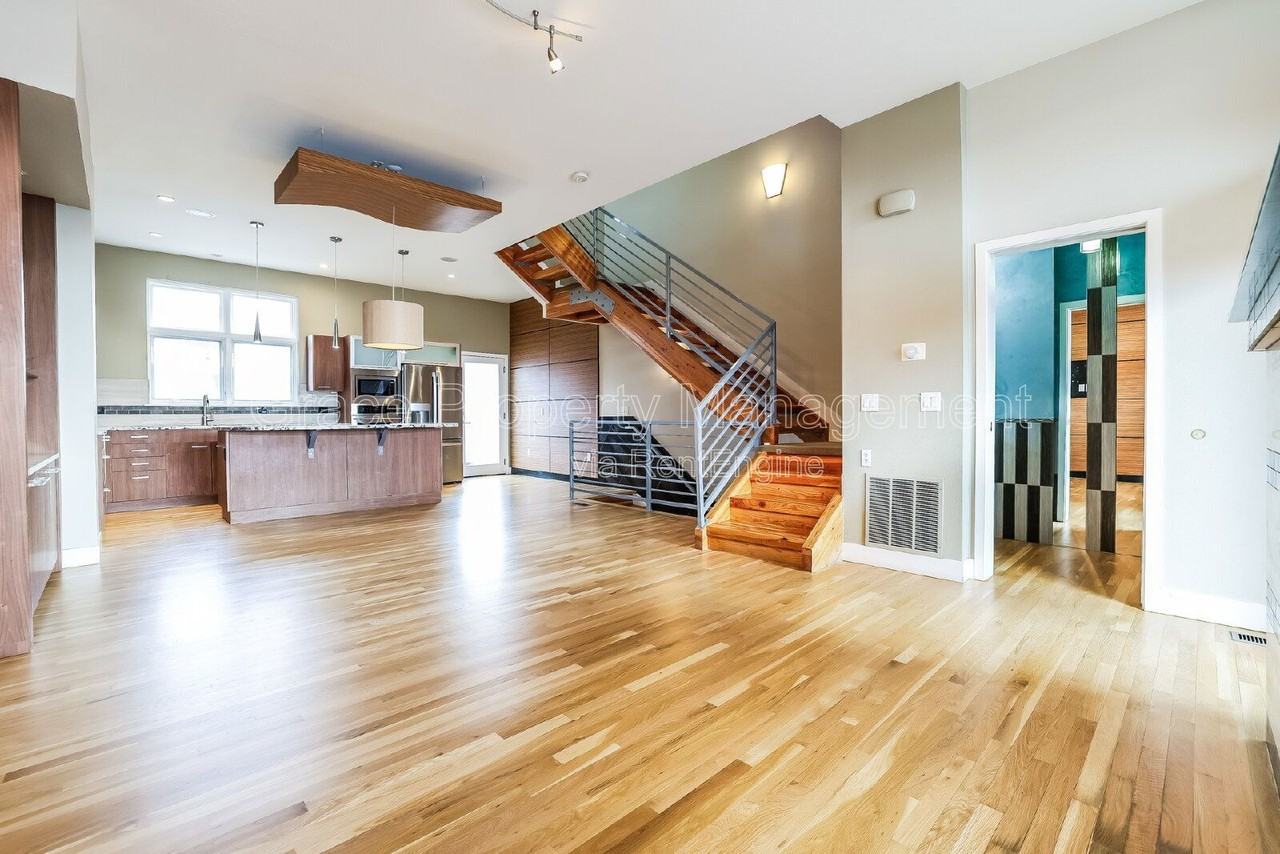 2507 Larimer Street - Photo 5 of 21