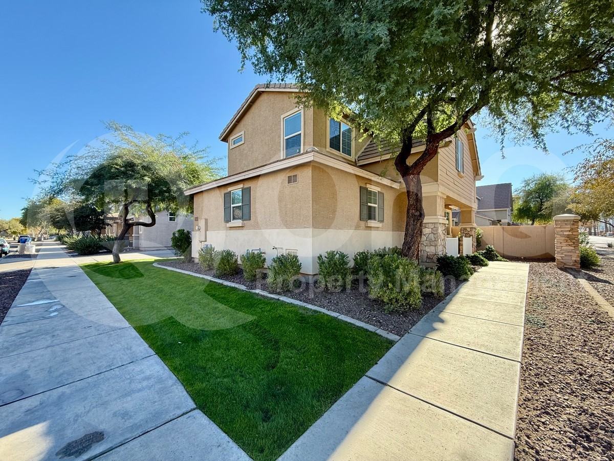 2209 E Pecan Rd - Photo 2 of 31