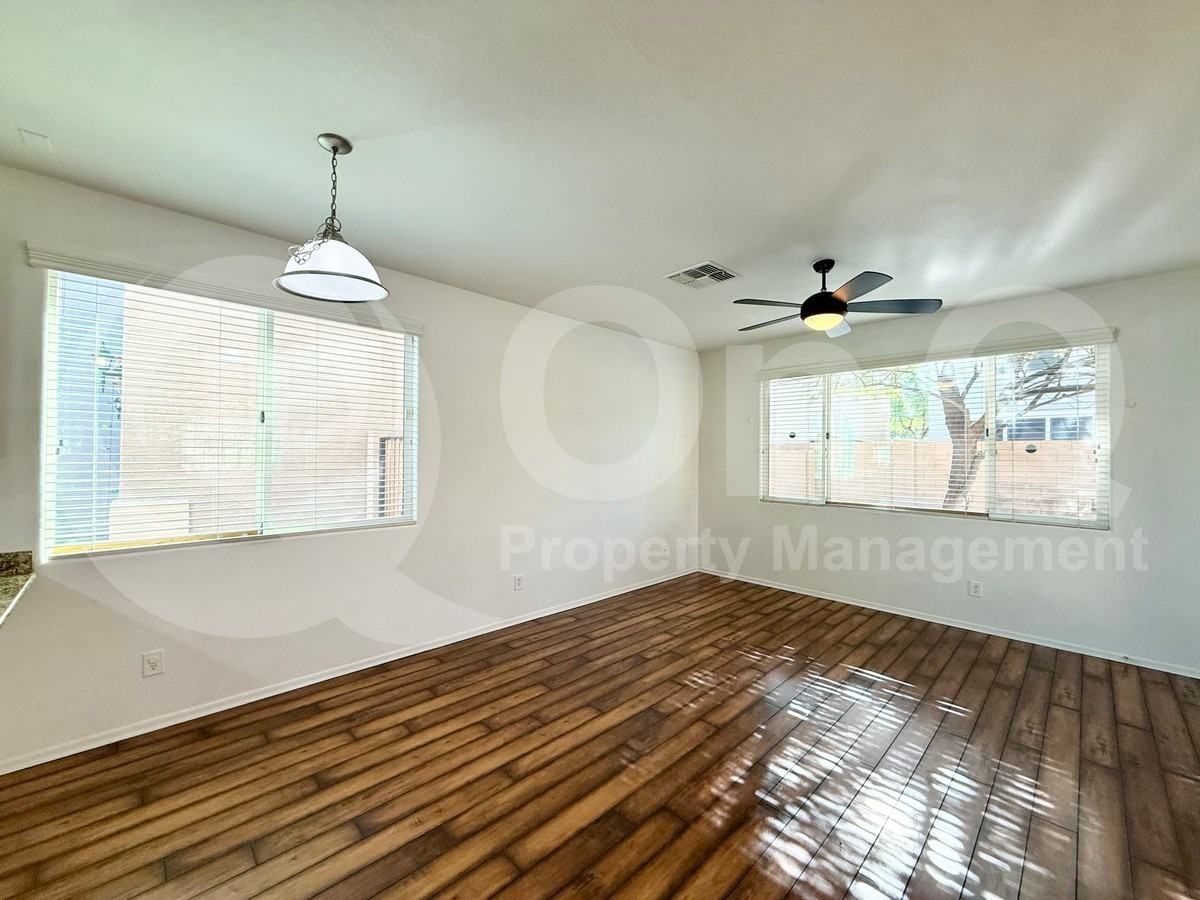 2209 E Pecan Rd - Photo 6 of 31