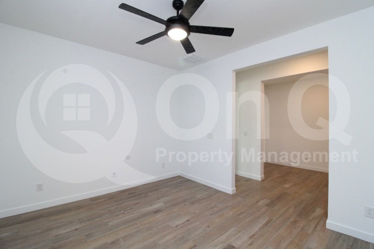 17984 West Vogel Avenue - Photo 7 of 23