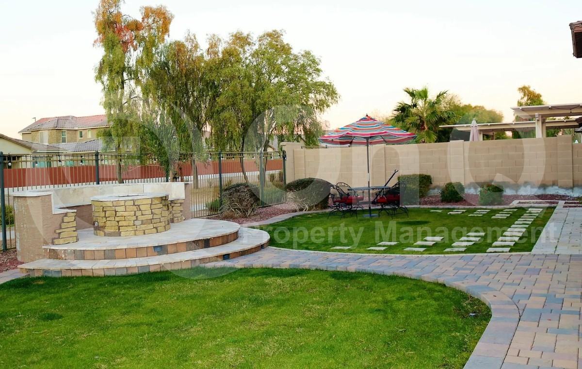 1118 E Euclid Ave - Photo 3 of 3