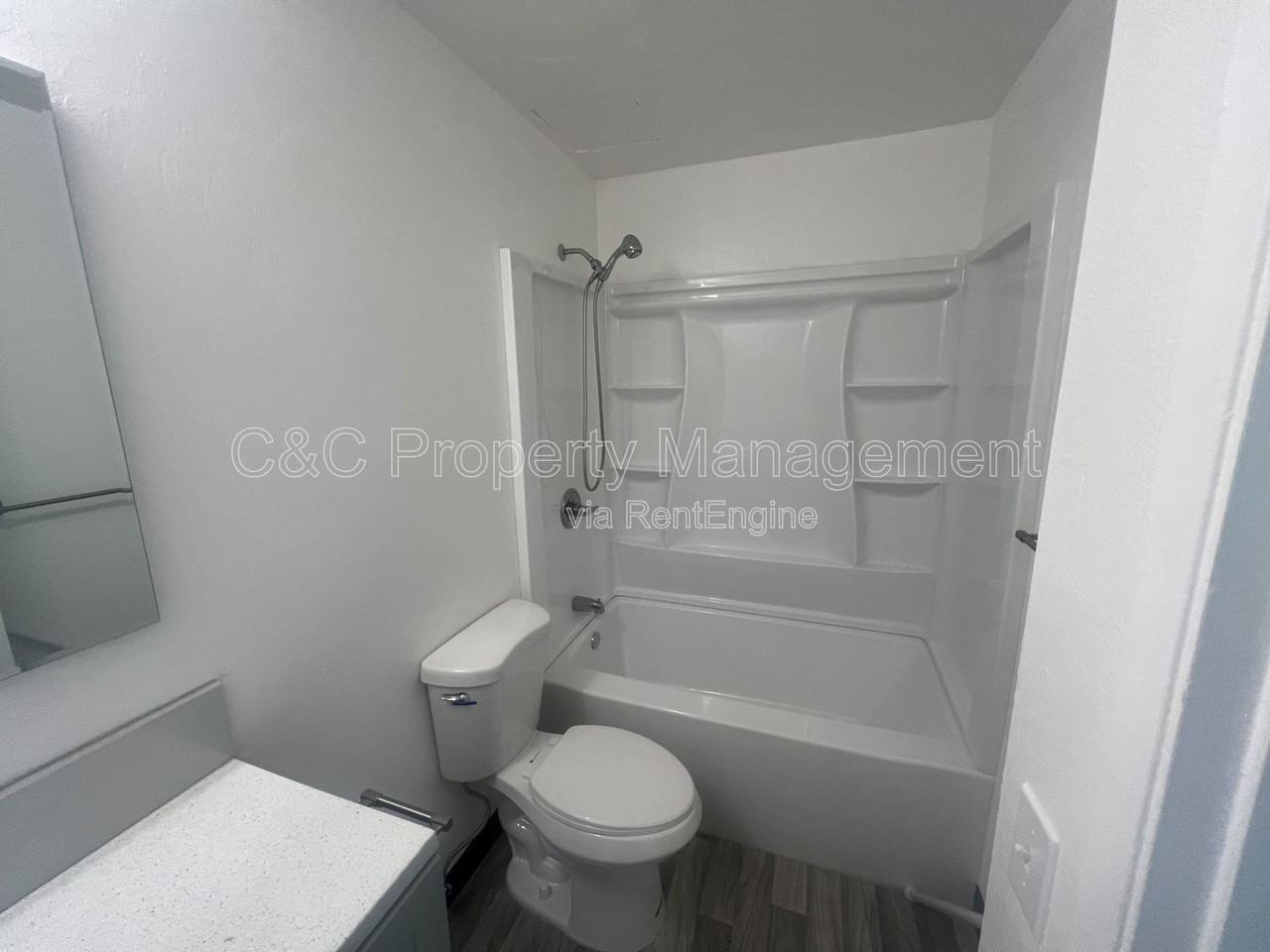 1280 Hilby Avenue #13 - Photo 4 of 5
