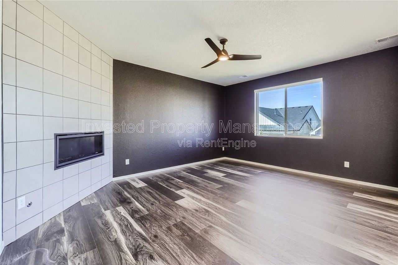 8051 Ralston Creek Ave - Photo 4 of 28