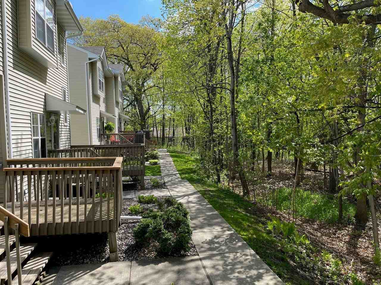 3713 Livingston Avenue - Photo 3 of 30