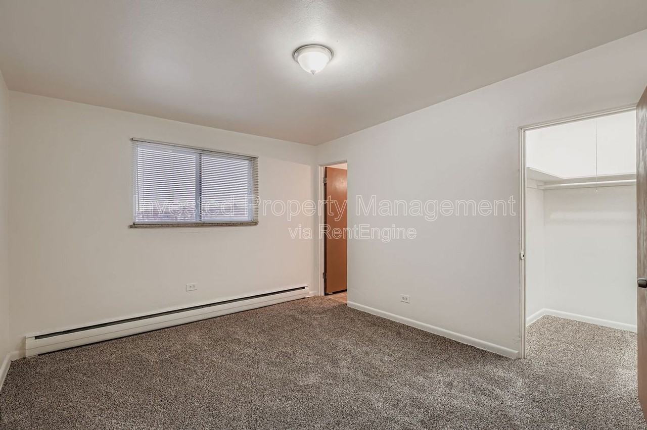 257 E Powers Ave #7 - Photo 7 of 10