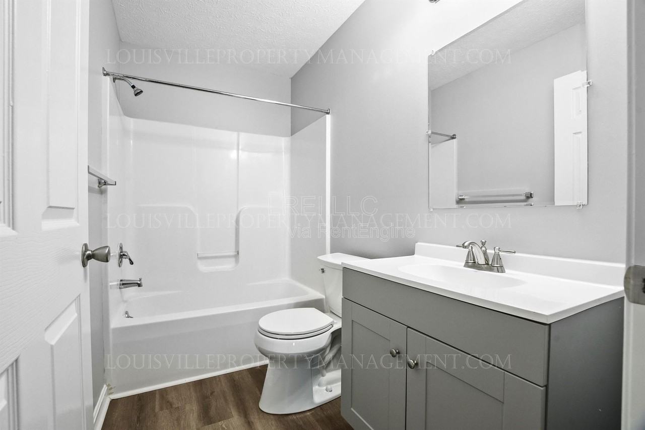 306 Keeneland Drive #2B - Photo 7 of 20