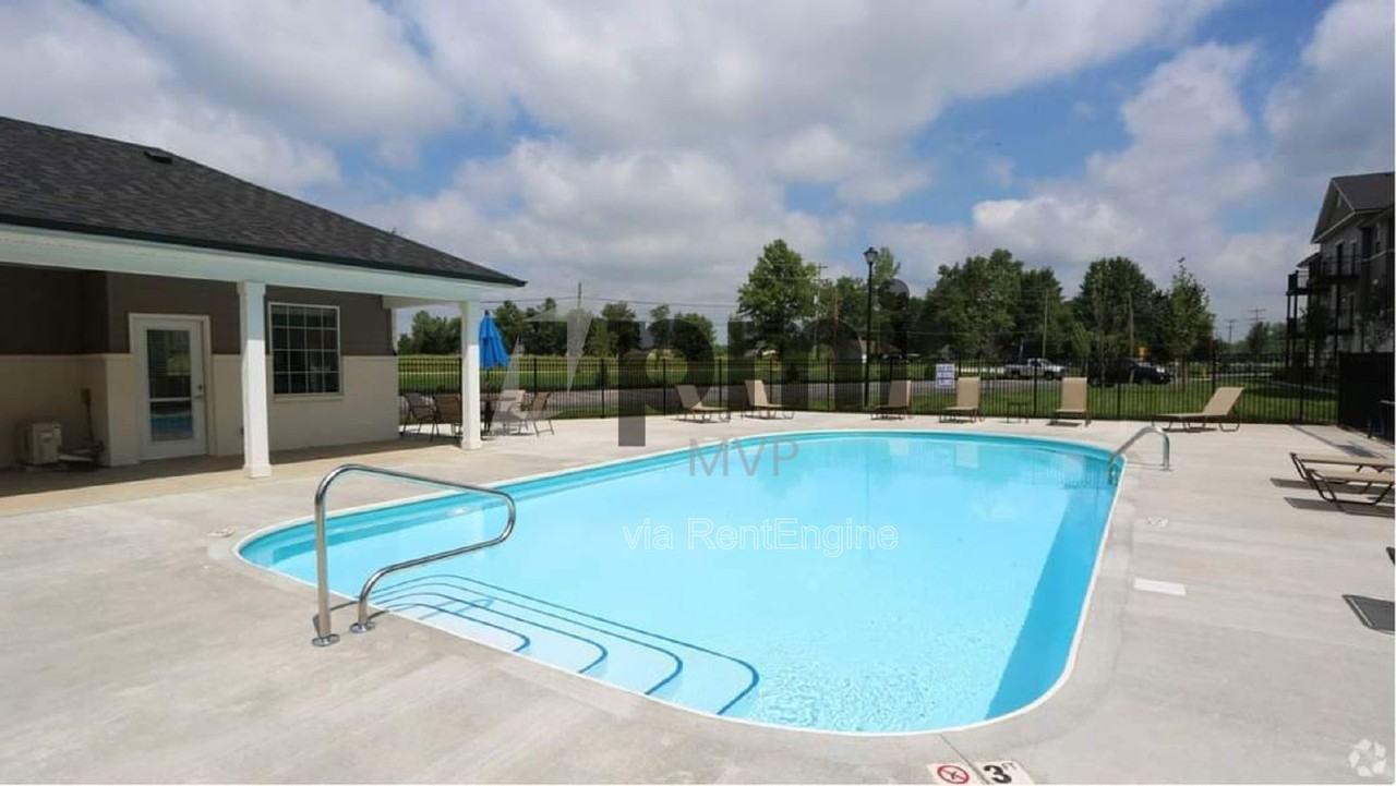 892 Taylor Station Rd #104 - Photo 6 of 12