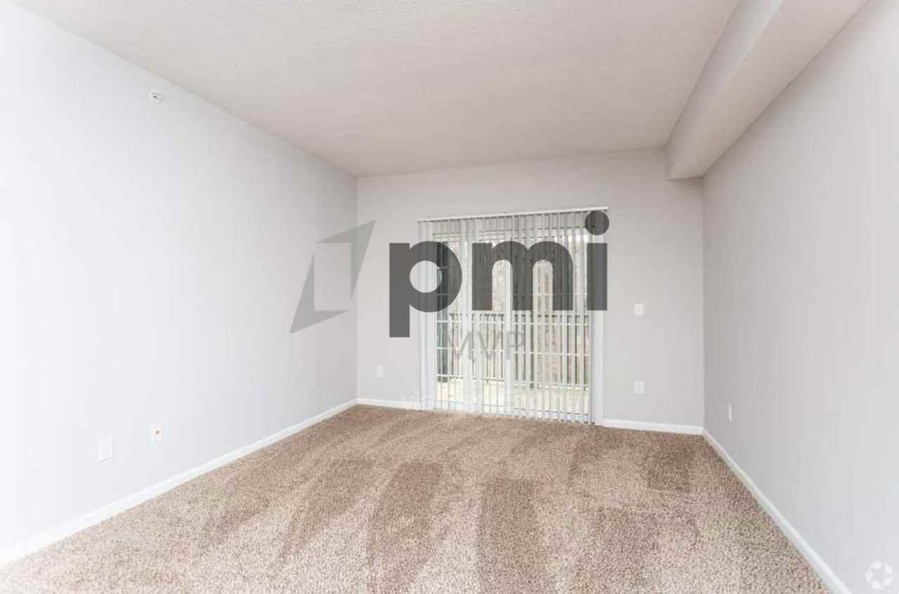 892 Taylor Station Rd #104 - Photo 7 of 12