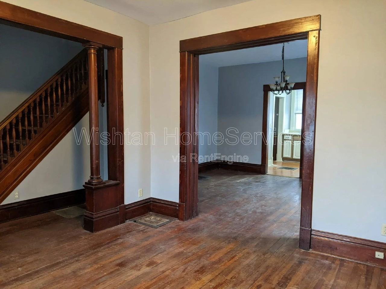 591 Clark St - Photo 3 of 18