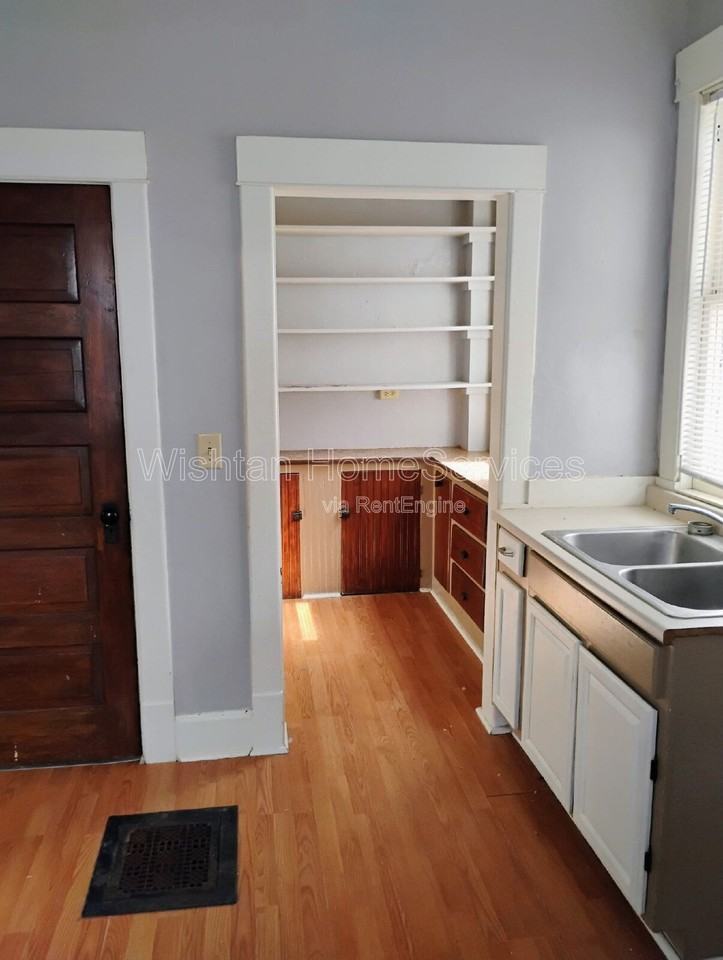 591 Clark St - Photo 7 of 18