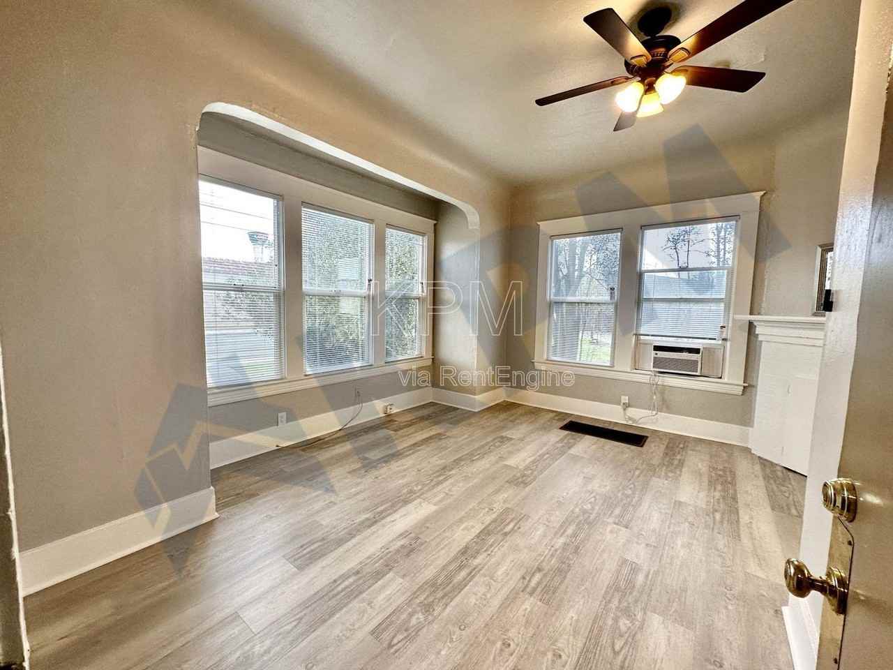 121 East Lockeford Street #2 - Photo 2 of 15