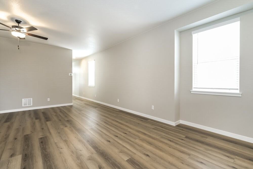 9458 Yampa St - Photo 6 of 16