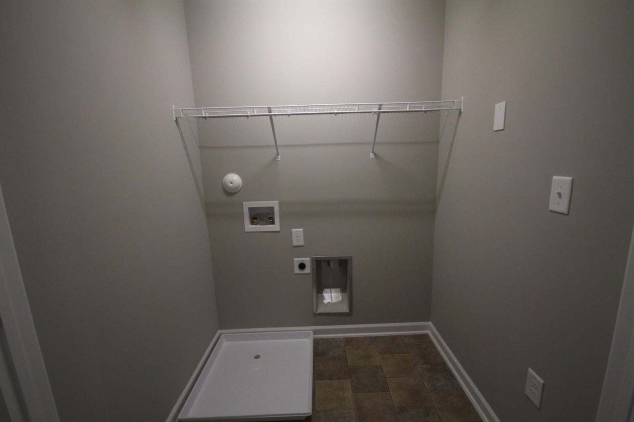 2233 Sunny Cove Dr #1 - Photo 6 of 34