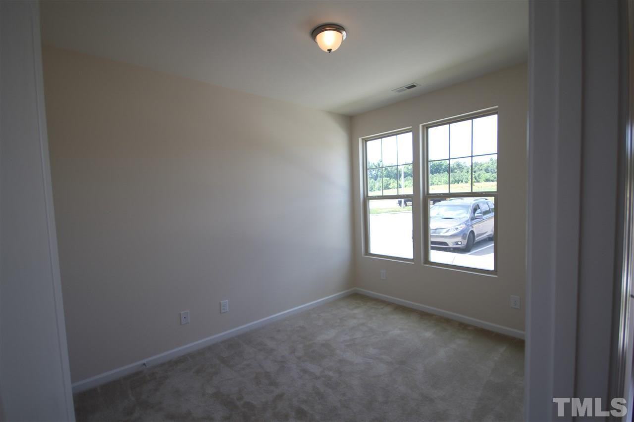 2233 Sunny Cove Dr #1 - Photo 5 of 34