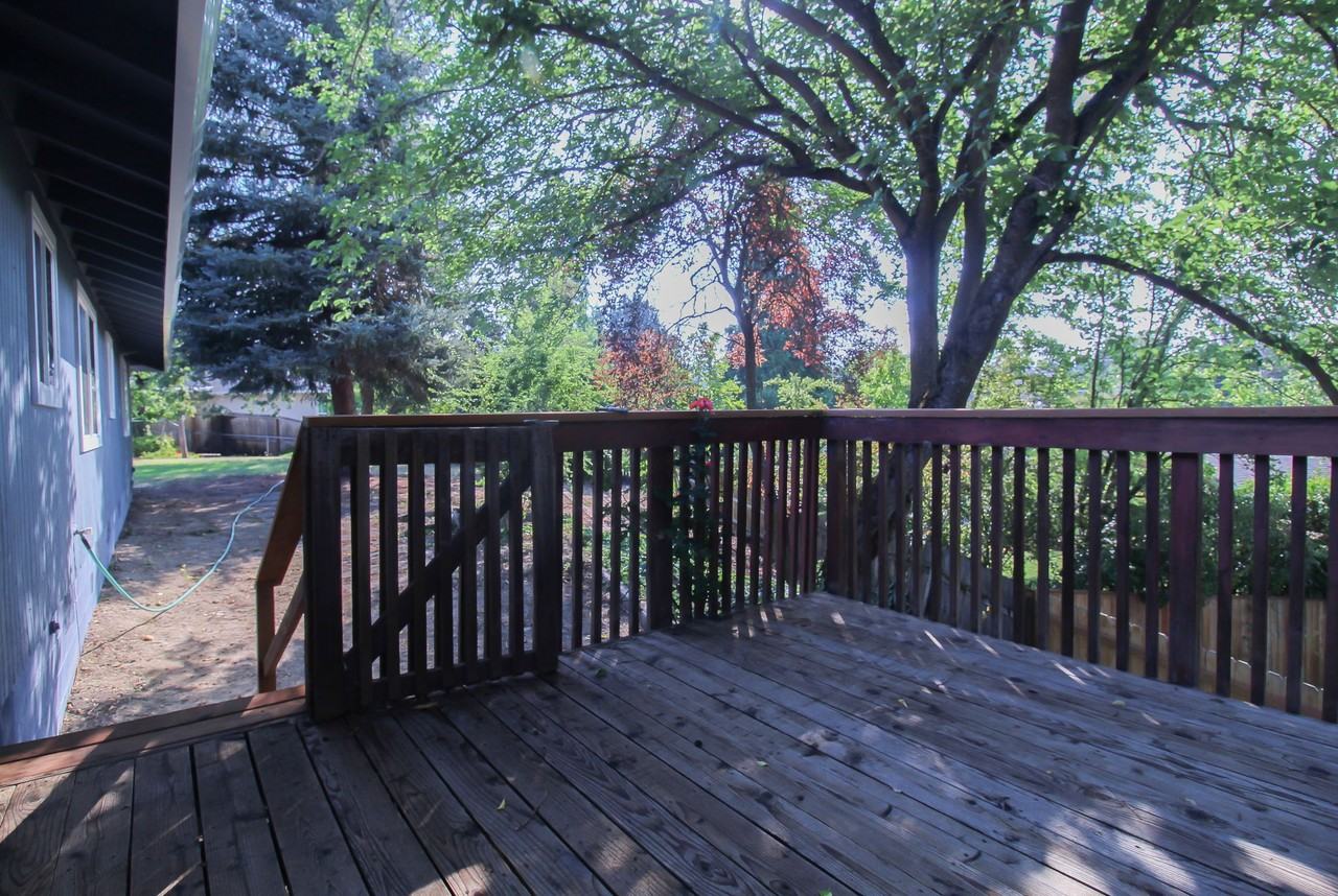 2670 Fijian Way - Photo 3 of 35