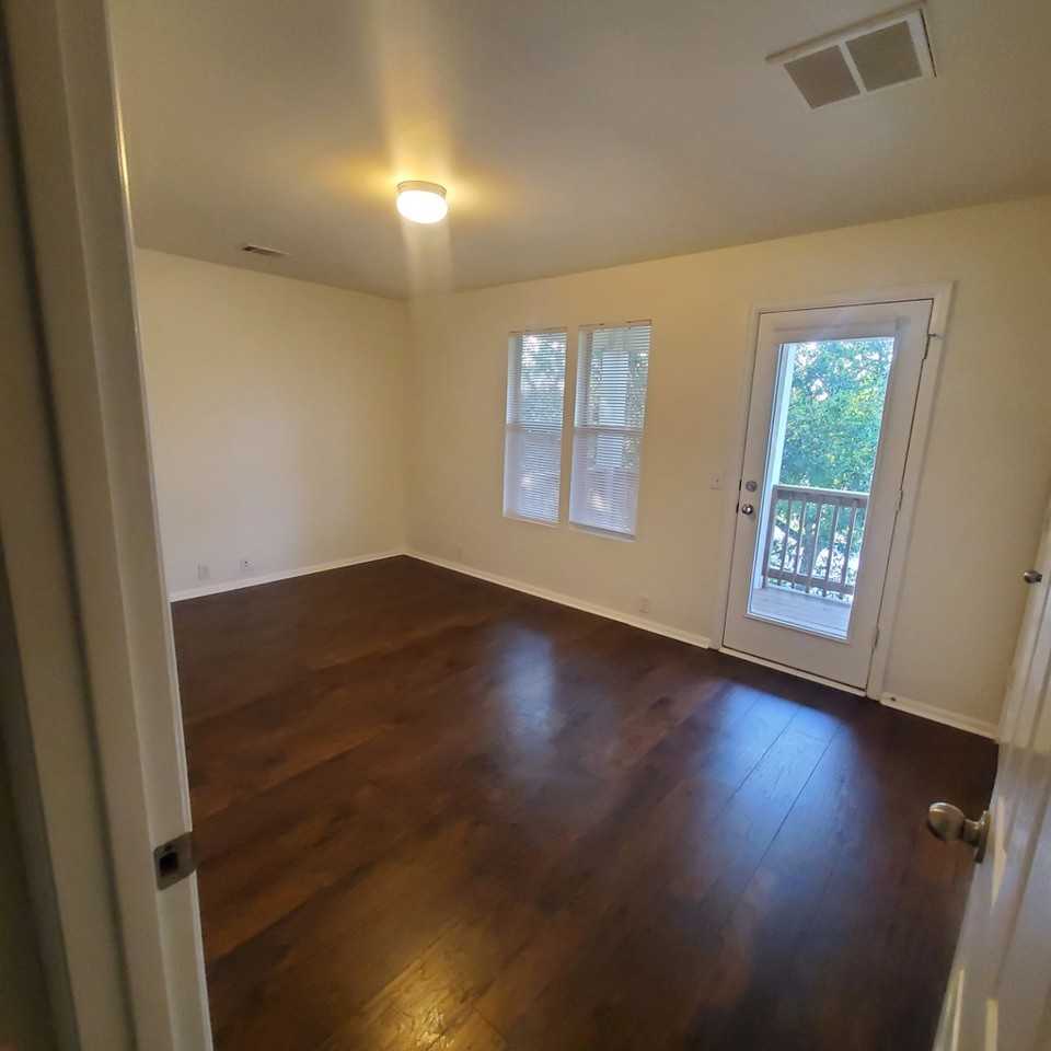 10722 County Sights - Photo 3 of 5