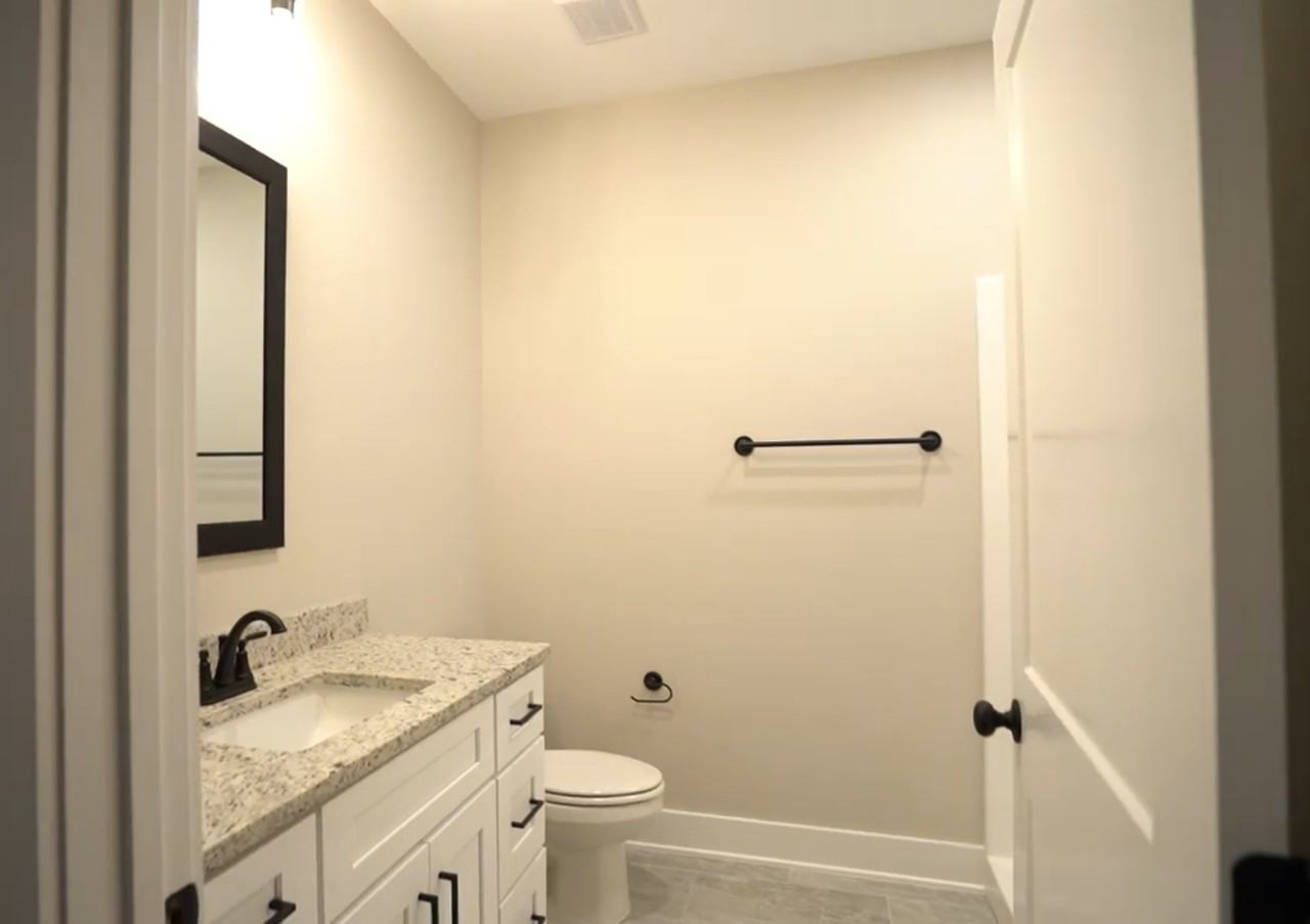 610 North Gaskin Avenue #D - Photo 3 of 8