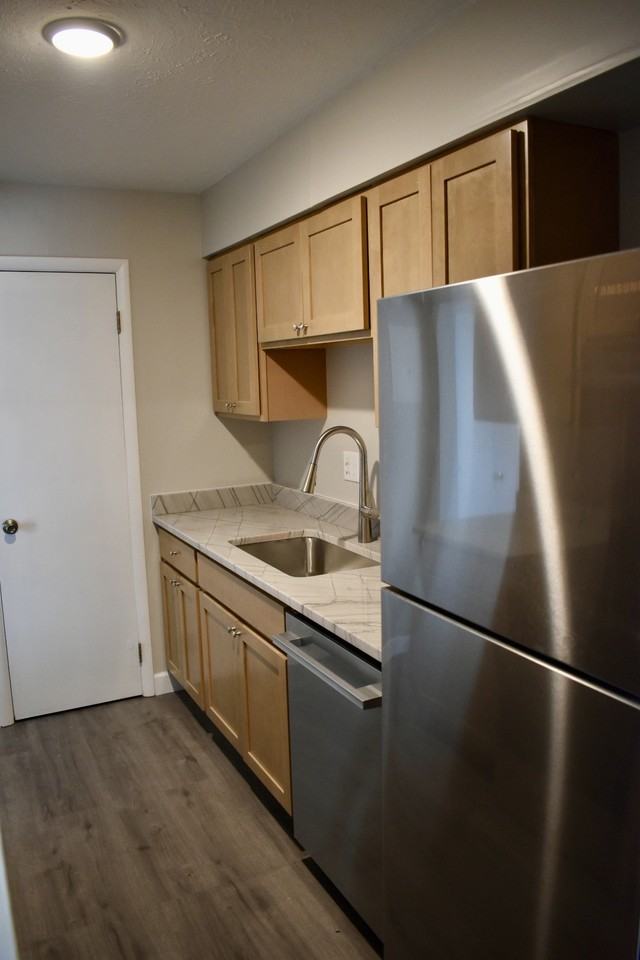 7970 Mentor Avenue #D5 - Photo 4 of 10