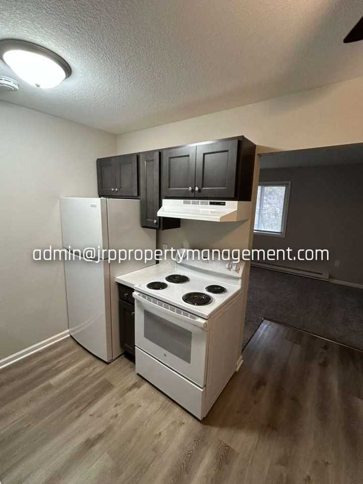 1655 Brownstone Blvd #2 - Photo 5 of 6