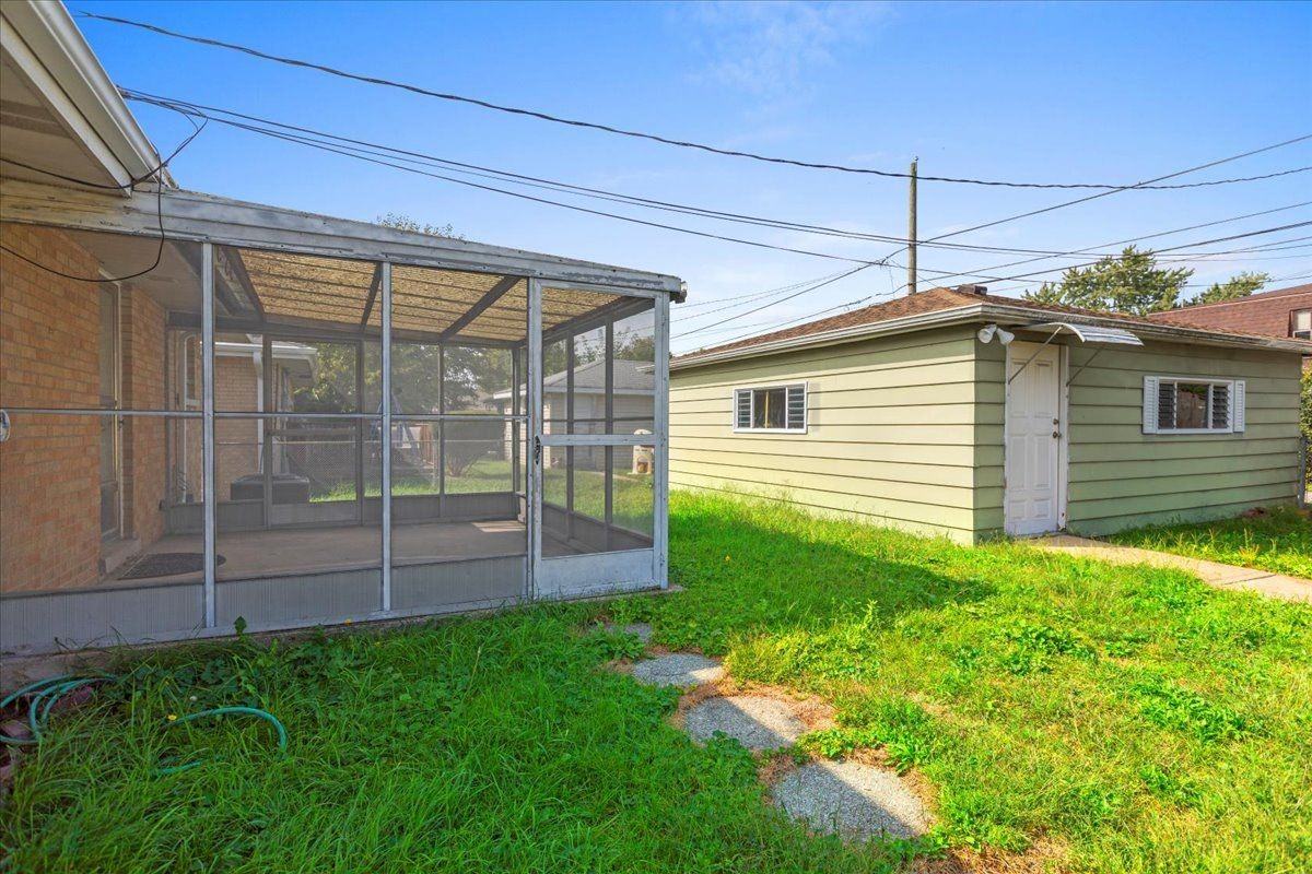 5408 Harvard Ter - Photo 5 of 16