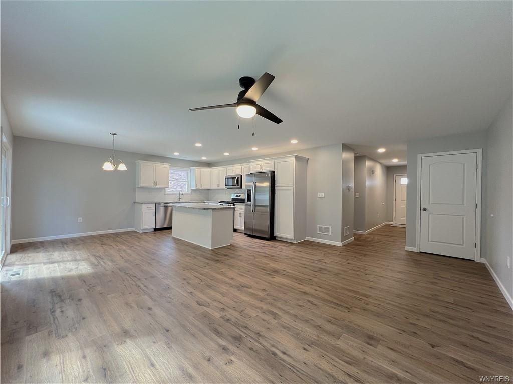 1589 Center Road - Photo 4 of 23