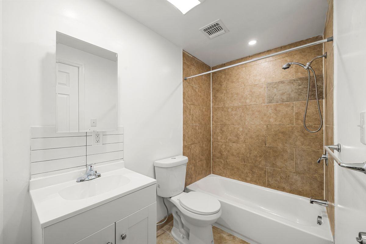 46 Jefferson Street ##2 - Photo 5 of 11