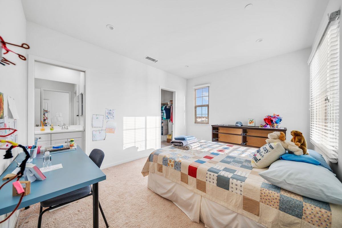 116 Milky Way - Photo 4 of 42