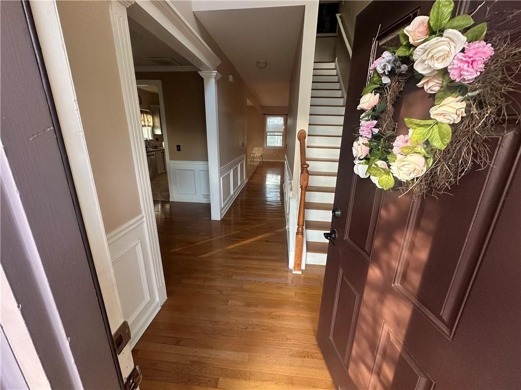 61 Longwood Court - Photo 5 of 50