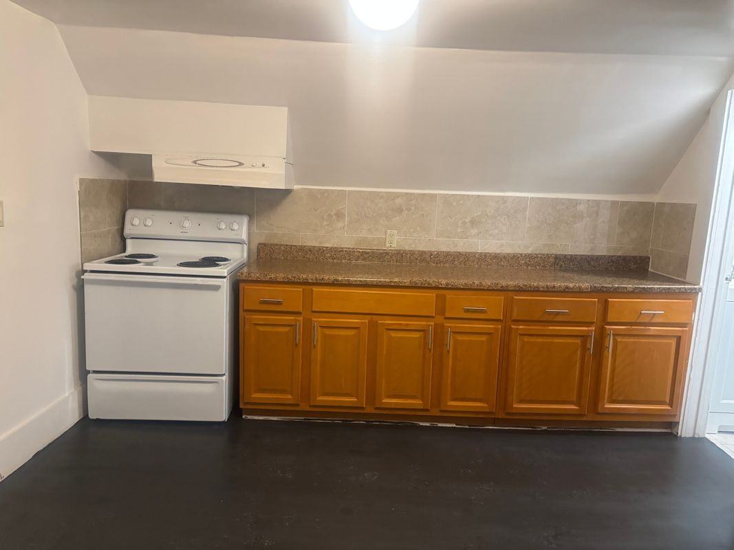 30 Allard Avenue ##3 - Photo 4 of 4