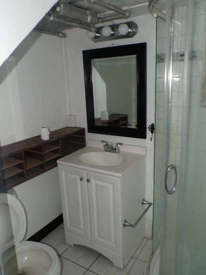 646 N Marion St Apt 1 - Photo 4 of 17