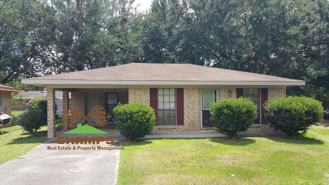 303 Bloomfield Drive - Photo 1 of 1