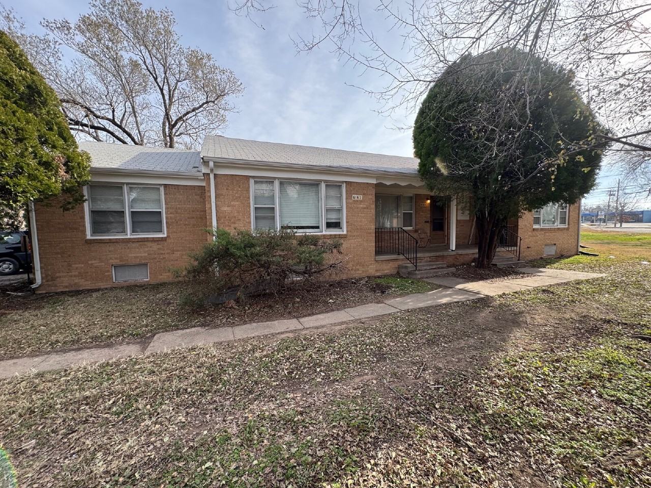 6149 E Boston St - Photo 2 of 10