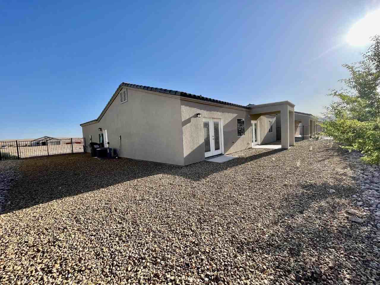 2259 E Robby Loop - Photo 5 of 36