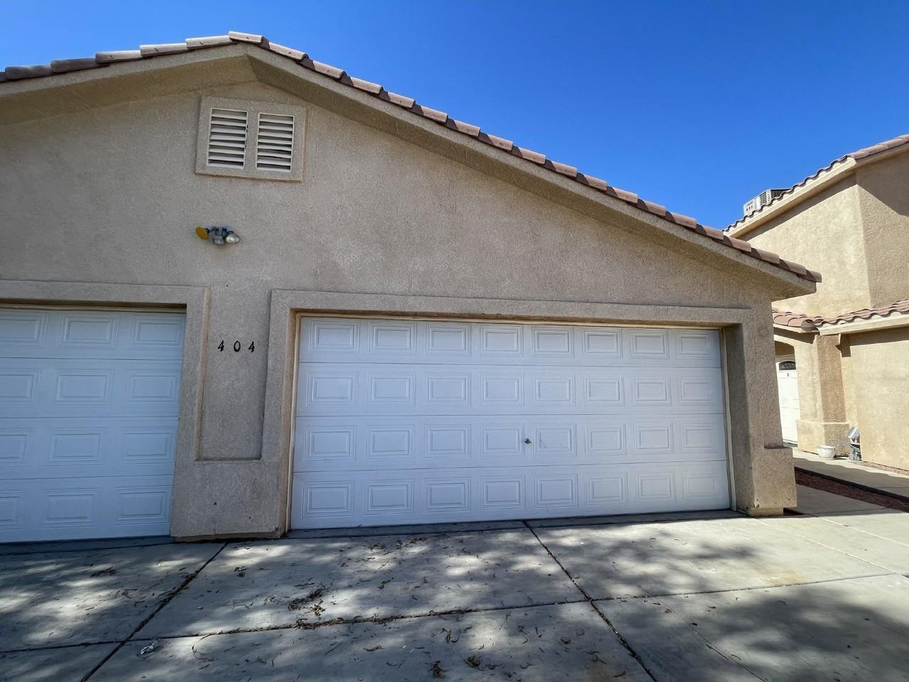 404 Anna Cir Apt A - Photo 3 of 9