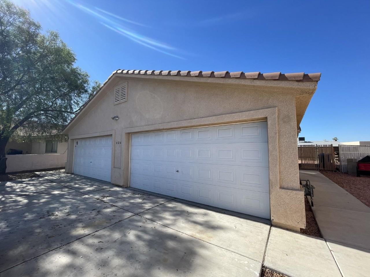 404 Anna Cir Apt A - Photo 4 of 9