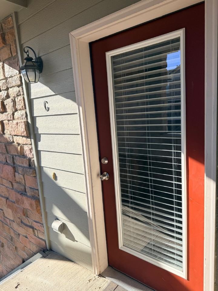 18631 East Water Drive - Photo 2 of 17