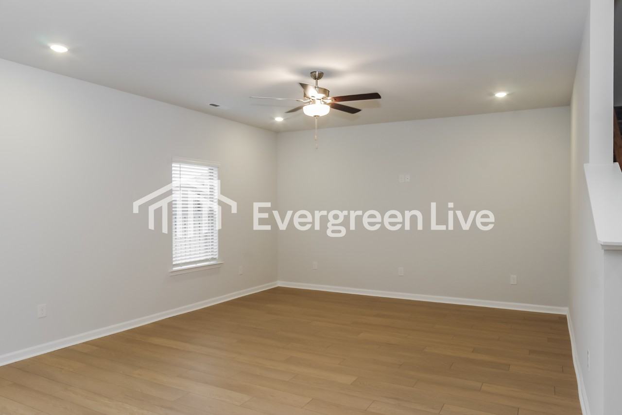 206 Exeter St - Photo 5 of 16