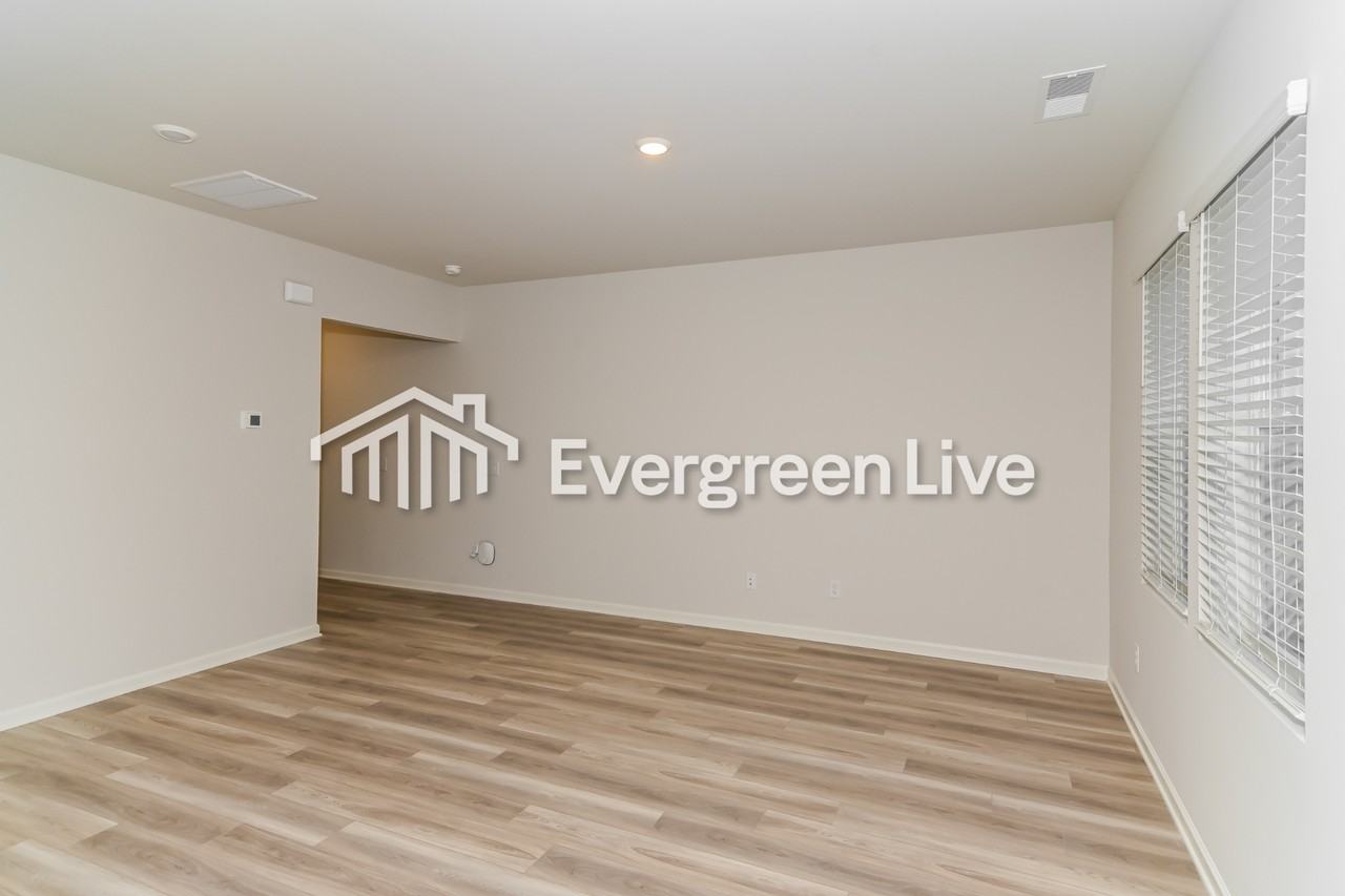 907 Moray Ln - Photo 4 of 16