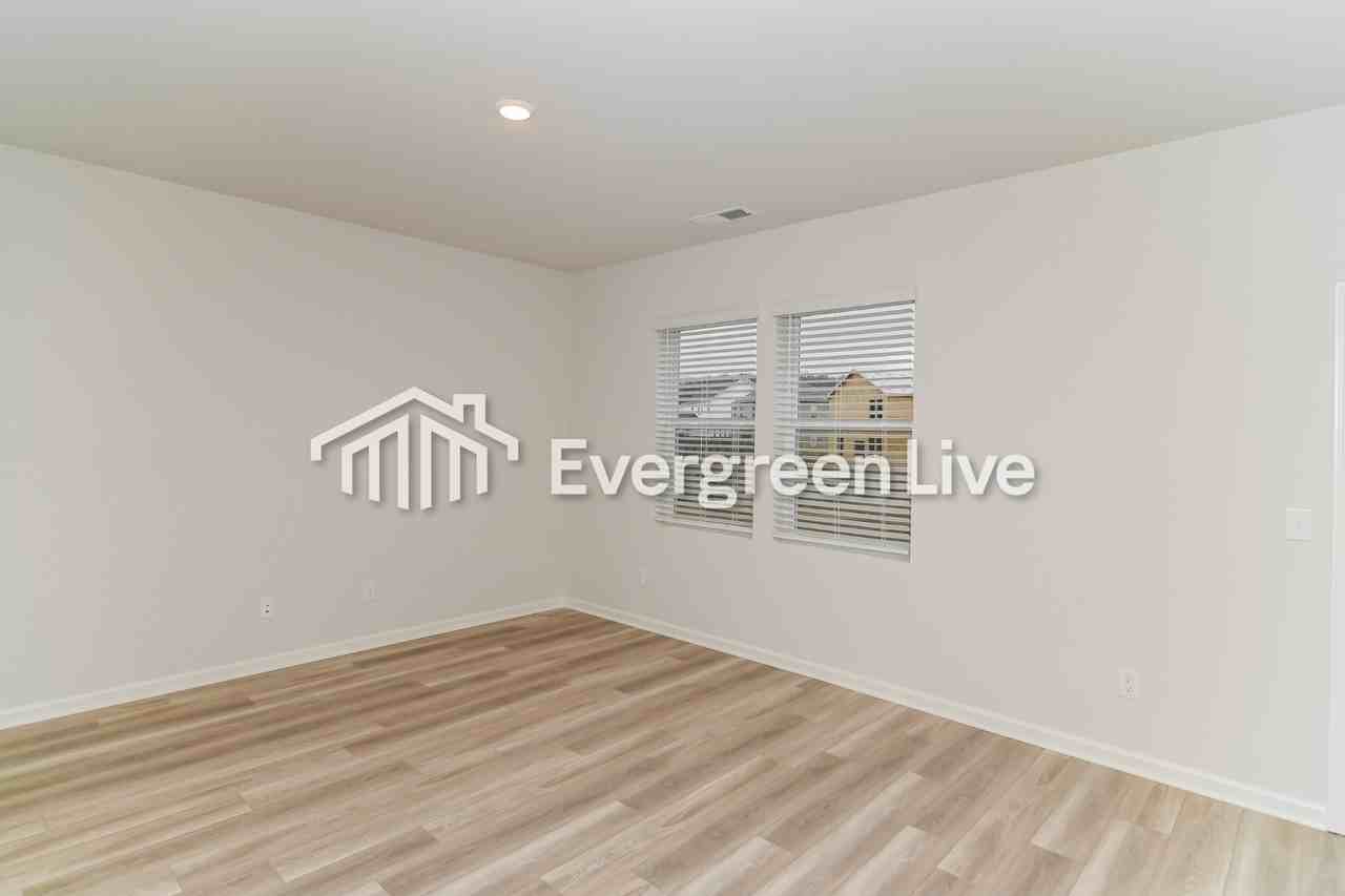 907 Moray Ln - Photo 5 of 16