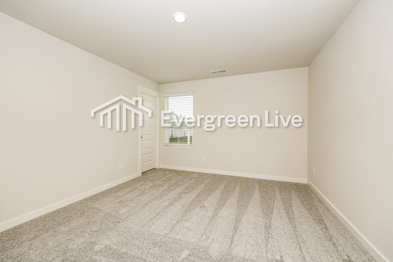 3423 Shigo St - Photo 7 of 15