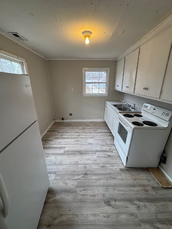 4517 E Bayley St - Photo 3 of 8