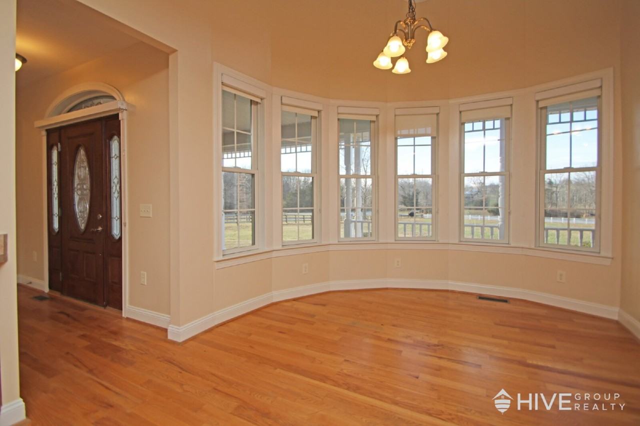 17888 Mountain Valley Road - Photo 4 of 26