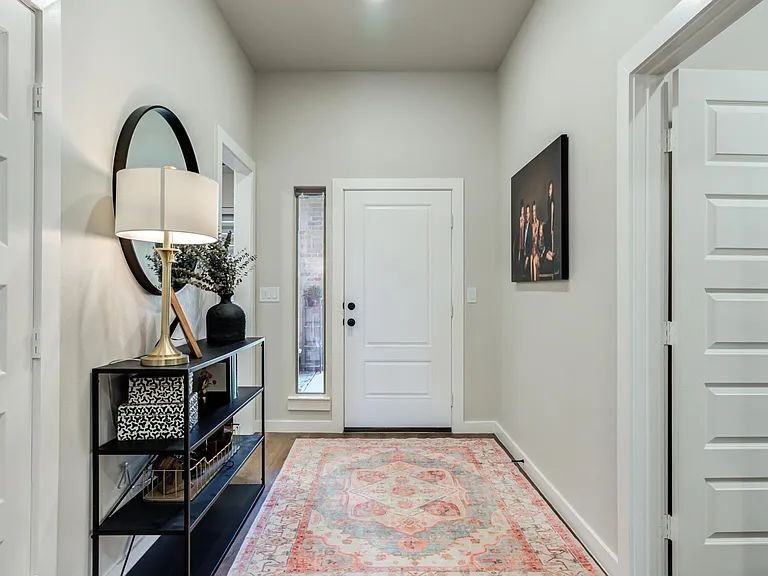 2929 138th Street - Photo 4 of 29