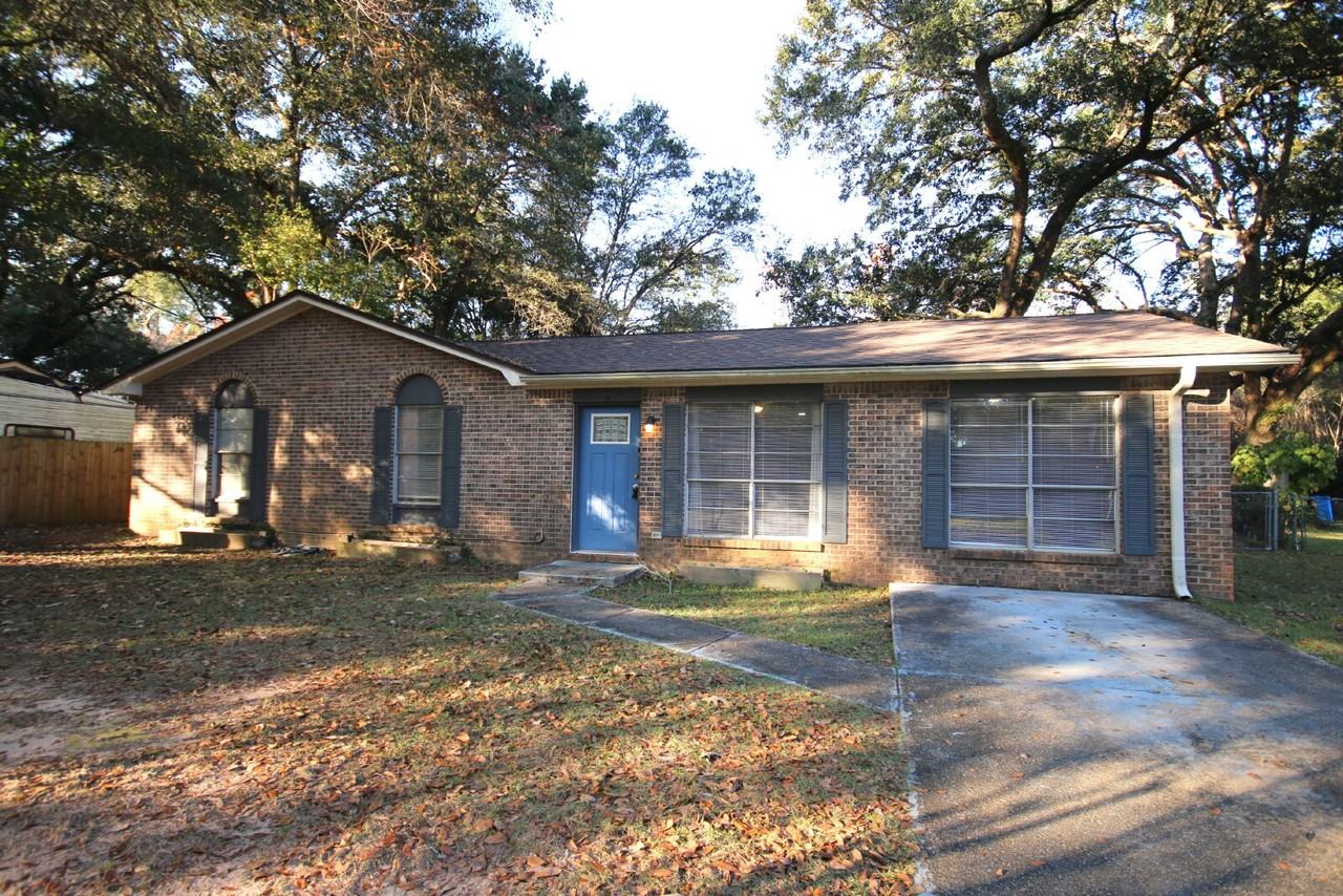 5180 Catalina St - Photo 2 of 21
