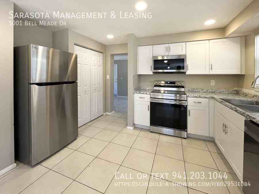 5001 Bell Meade Drive - Photo 5 of 15