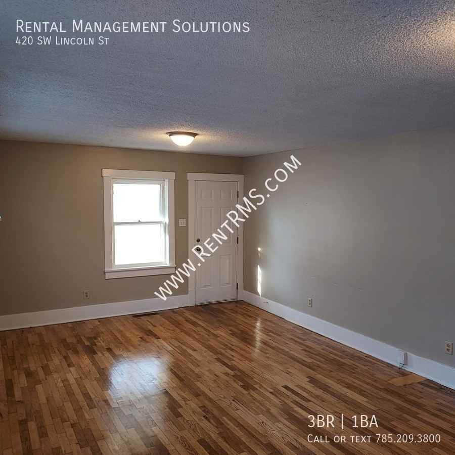 420 Southwest Lincoln Street - Photo 3 of 26