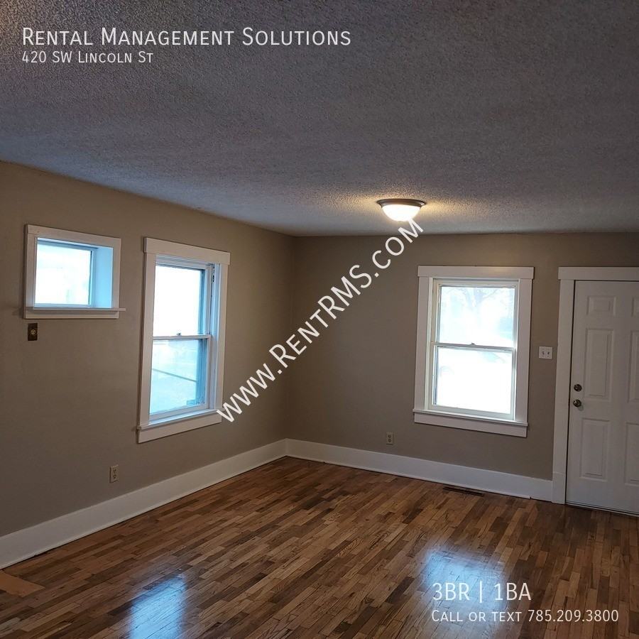 420 Southwest Lincoln Street - Photo 4 of 26