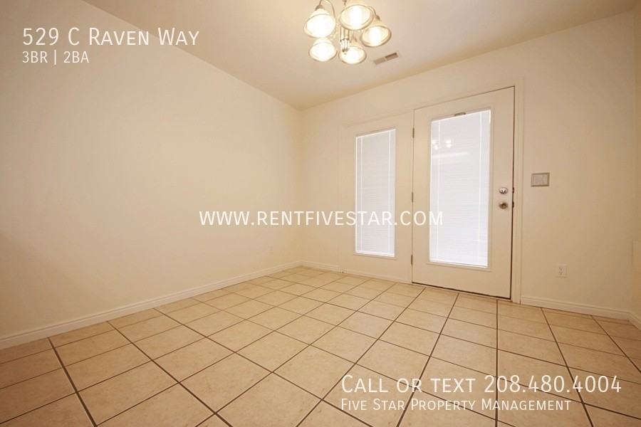 529 Raven Way - Photo 6 of 18