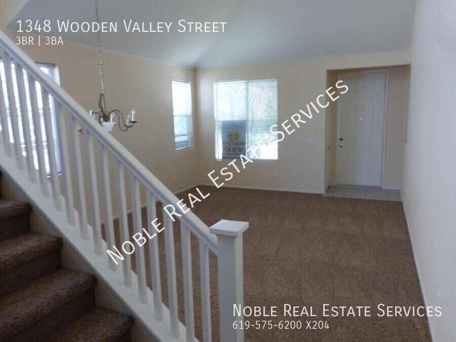1348 Wooden Valley Street - Photo 6 of 12